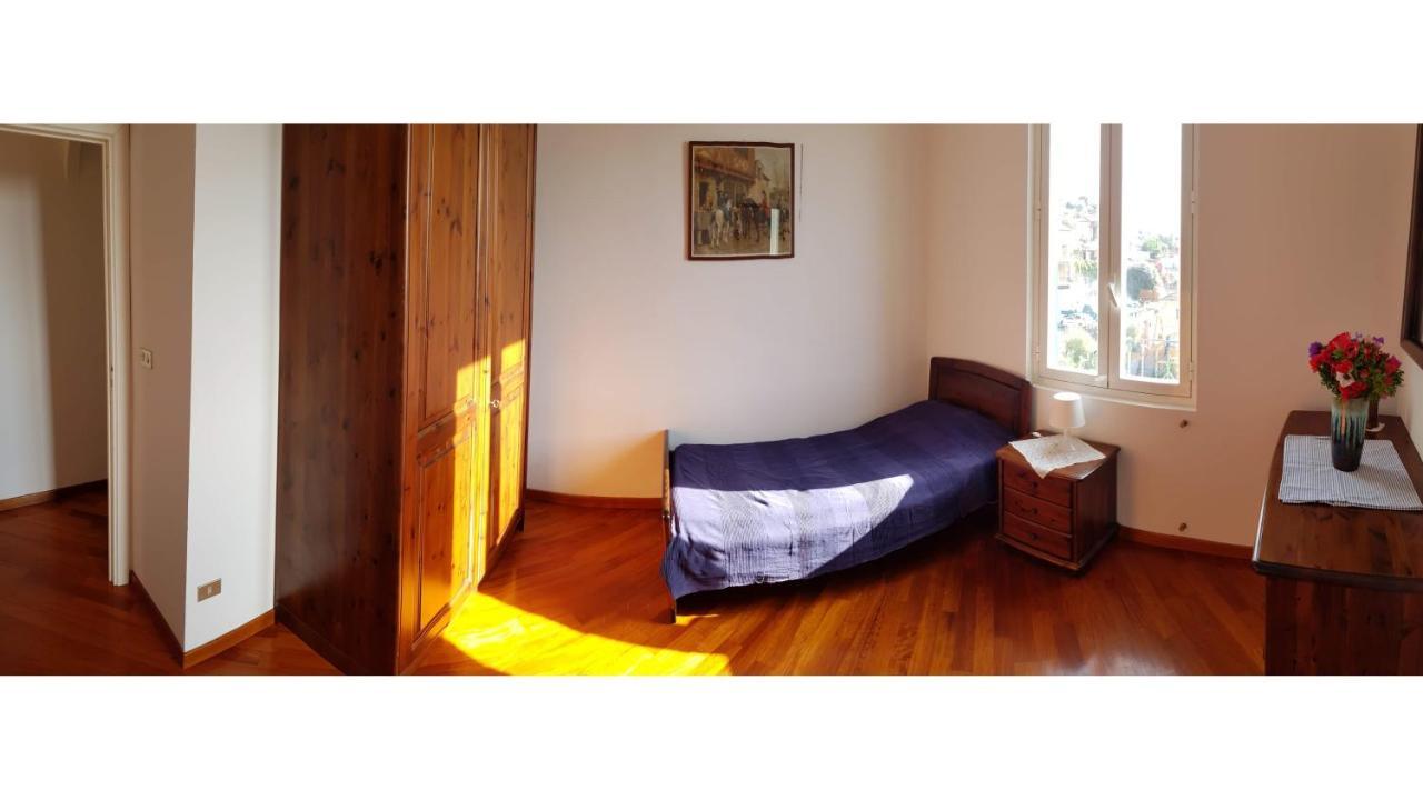 Vila Casa Dalia Pietrabruna Exteriér fotografie